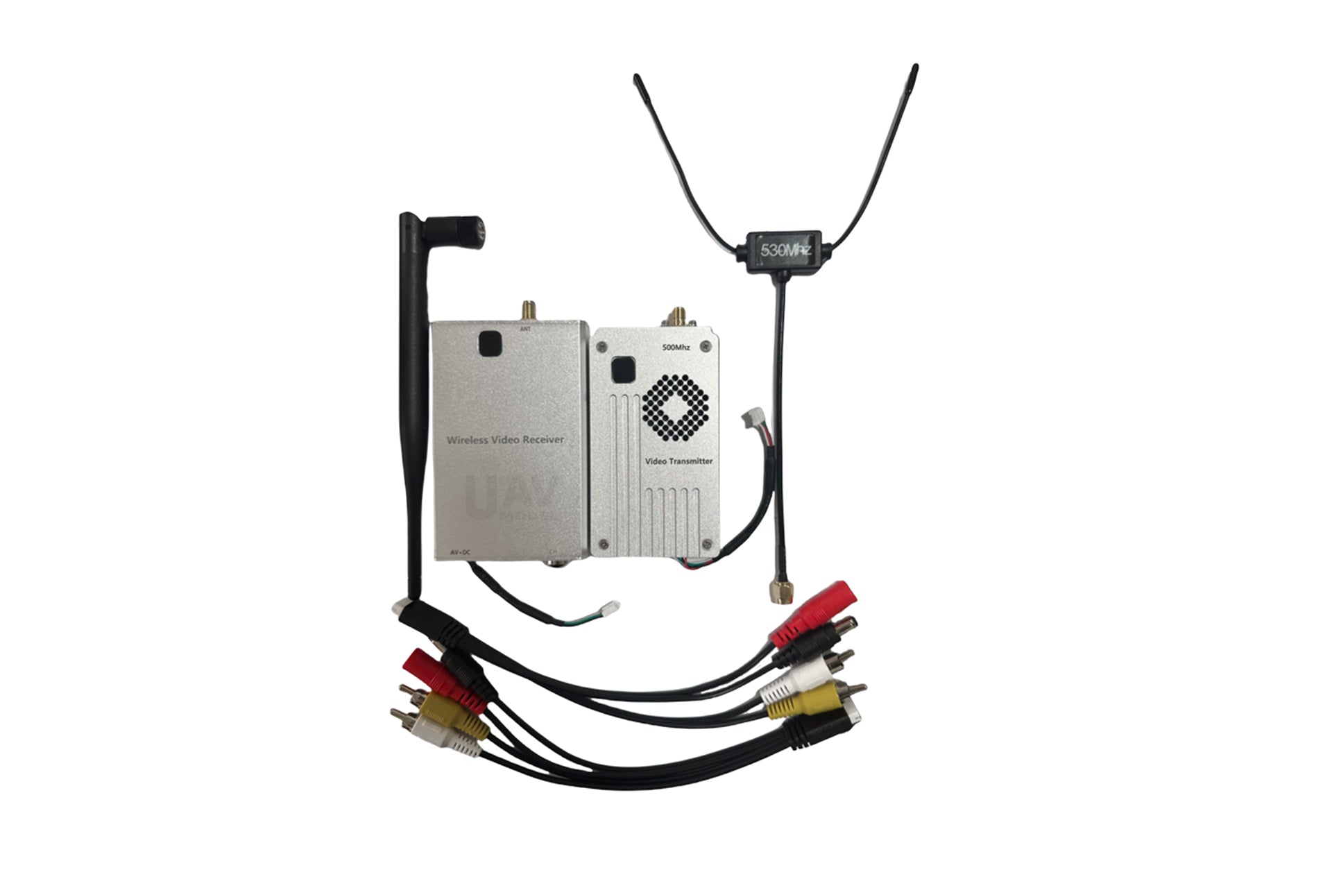 1.2Ghz 8W wireless video transmitter and receiver setup with connectors for long-range transmission.
